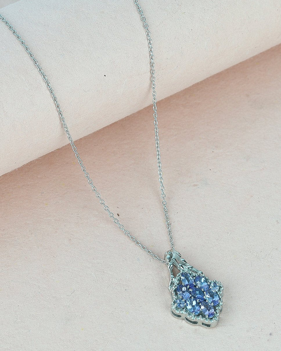 Tanzanite Knotted Oval Cluster Pendant