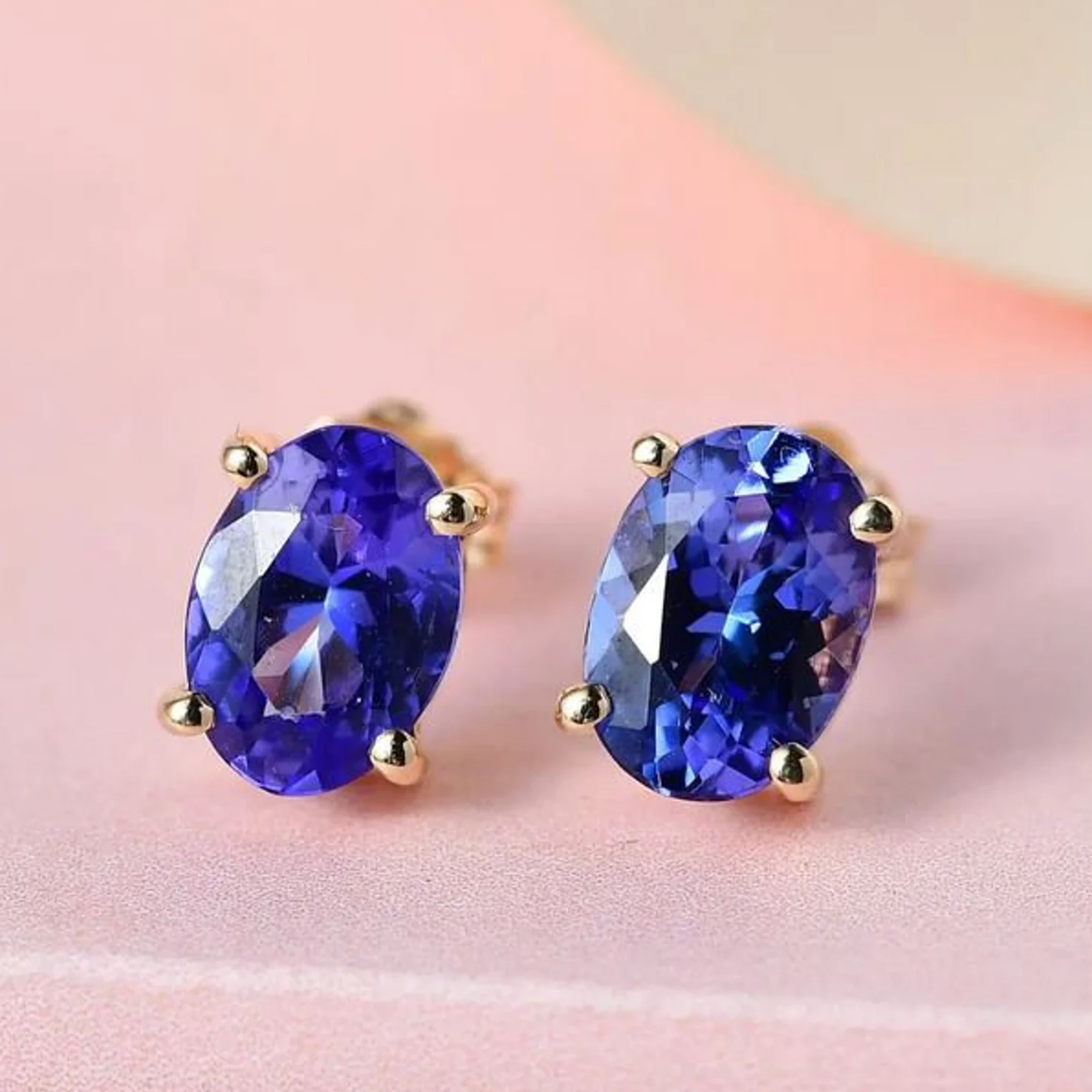 Minimal Oval solitaire Tanzanite stud earrings