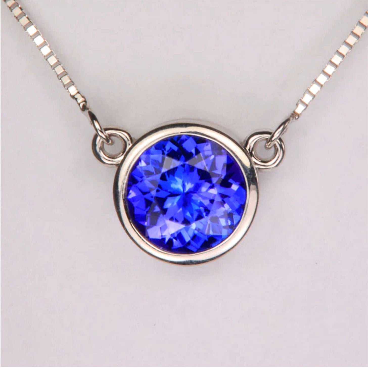 Bezel-Set Round Tanzanite Solitaire Pendant