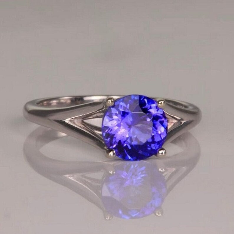 V Bar-Set Solitaire Round Tanzanite Bypass Ring