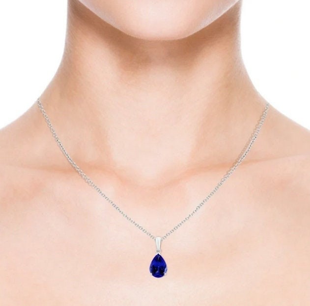 Solitaire Pear-Shaped Tanzanite Pendant